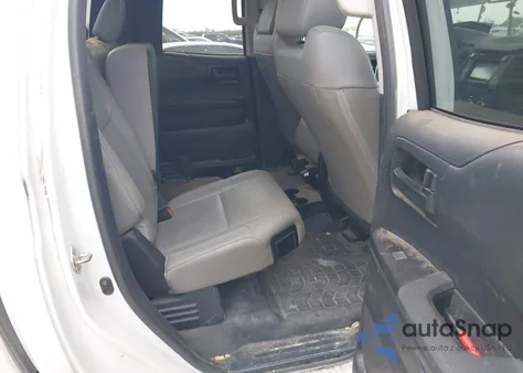 2019 Toyota Tundra Sr 4.6L V8 z USA, uszkodzony, nr VIN 5TFRM5F11KX140593